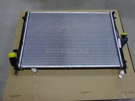 Радиатор охлаждения nissan за 20 000 тг. в Астана