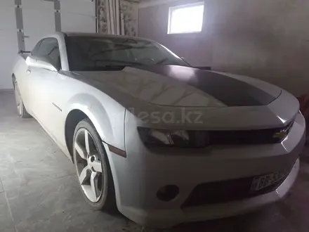 Chevrolet Camaro 2015 года за 7 200 000 тг. в Аксай – фото 3