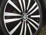 Диски Фольксваген Ауди Шкода с шинами 17 за 230 000 тг. в Астана – фото 2