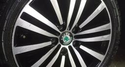 Диски Фольксваген Ауди Шкода с шинами 17 за 250 000 тг. в Астана – фото 4