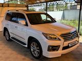 Lexus LX 570 2013 года за 23 500 000 тг. в Уральск