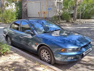 Mitsubishi Galant
