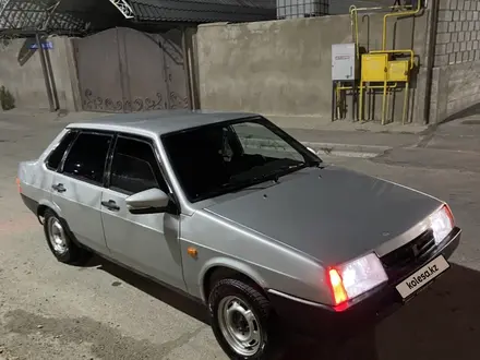 ВАЗ (Lada) 21099 2004 года за 950 000 тг. в Шымкент – фото 2