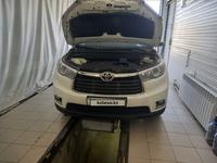 Toyota Highlander 2014 годаүшін15 500 000 тг. в Актау