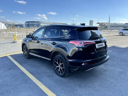 Toyota RAV4 2019 года за 14 900 000 тг. в Астана – фото 13