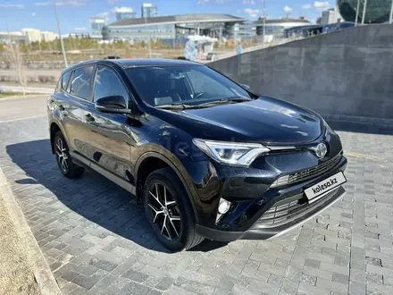 Toyota RAV4 2019 года за 14 900 000 тг. в Астана – фото 16