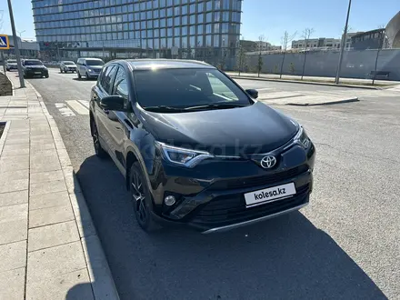 Toyota RAV4 2019 года за 14 900 000 тг. в Астана – фото 25