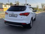 Hyundai Santa Fe 2012 годаүшін8 800 000 тг. в Алматы – фото 3