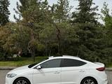 Hyundai Elantra 2018 года за 9 700 000 тг. в Алматы – фото 5