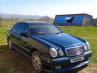 Mercedes-Benz E 230 1995 годаүшін1 600 000 тг. в Тараз