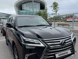 Lexus LX 570 2019 года за 50 000 000 тг. в Астана