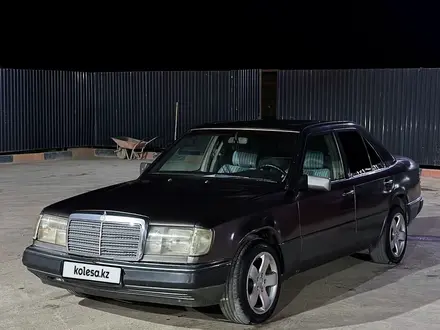 Mercedes-Benz E 230 1990 года за 800 000 тг. в Кызылорда – фото 2