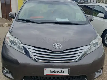 Toyota Sienna 2013 года за 10 500 000 тг. в Актобе – фото 2