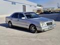 Mercedes-Benz E 230 1995 года за 1 400 000 тг. в Астана – фото 3