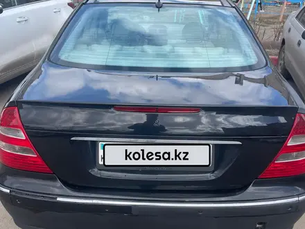 Mercedes-Benz E 240 2002 года за 4 500 000 тг. в Петропавловск – фото 12