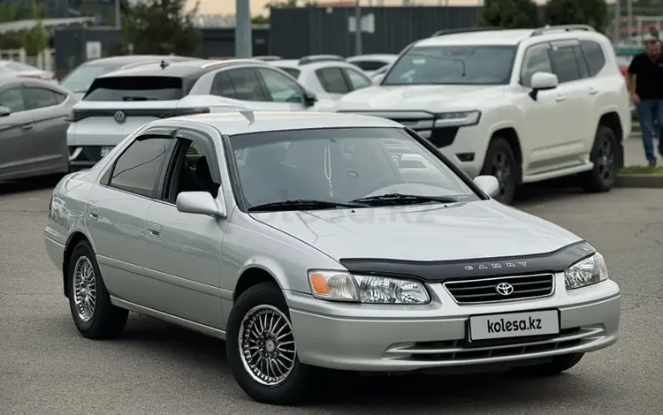 Toyota Camry 2001 годаүшін4 500 000 тг. в Алматы