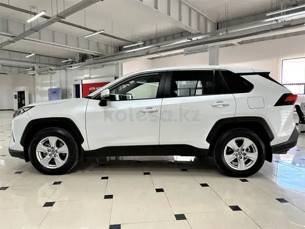 Toyota RAV4 2020 года за 15 900 000 тг. в Астана – фото 9