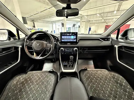 Toyota RAV4 2020 года за 14 900 000 тг. в Астана – фото 11