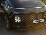 Hyundai Staria 2022 года за 21 000 000 тг. в Астана