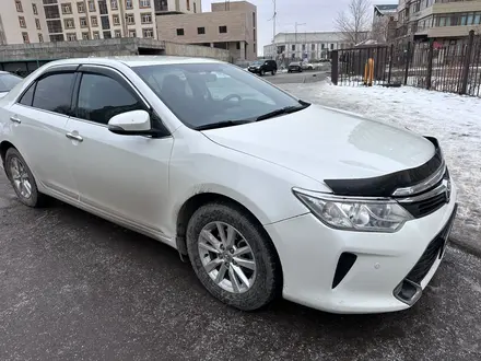 Toyota Camry 2015 года за 10 500 000 тг. в Актобе – фото 6