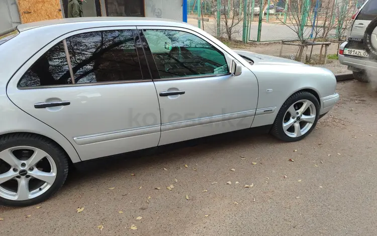 Mercedes-Benz E 280 1998 годаfor4 500 000 тг. в Конаев (Капшагай)