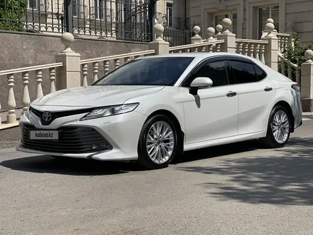 Toyota Camry 2019 года за 13 700 000 тг. в Караганда – фото 8