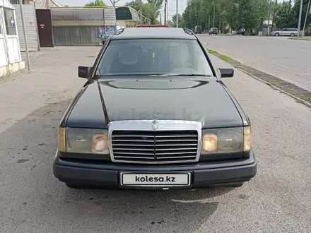 Mercedes-Benz E 230 1990 года за 2 200 000 тг. в Алматы – фото 2