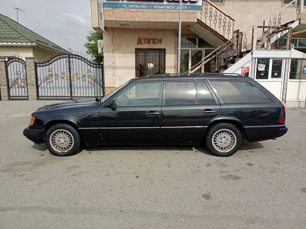 Mercedes-Benz E 230 1990 года за 2 200 000 тг. в Алматы