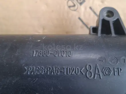 Соединительный патрубок воздушного фильтра соединитель впускной воздух в сб за 40 000 тг. в Шымкент – фото 13