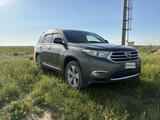 Toyota Highlander 2012 годаүшін8 500 000 тг. в Актау – фото 4