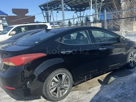 Hyundai Elantra 2014 года за 3 900 000 тг. в Актобе – фото 3