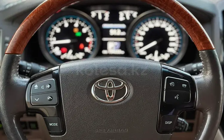 Toyota Land Cruiser 2015 годаүшін23 500 000 тг. в Актау