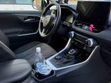 Toyota RAV4 2023 годаүшін16 500 000 тг. в Актобе – фото 3