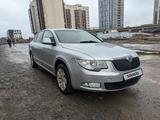 Skoda Superb 2012 года за 5 100 000 тг. в Астана – фото 2