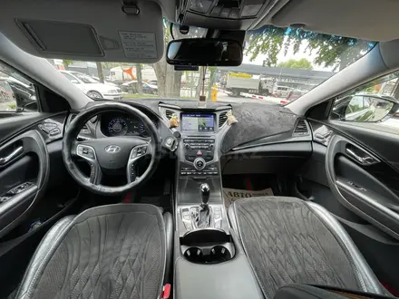 Hyundai Grandeur 2015 года за 10 000 000 тг. в Алматы – фото 16
