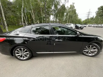 Hyundai Grandeur 2015 года за 10 000 000 тг. в Алматы – фото 4