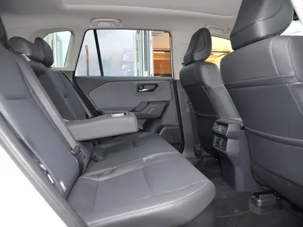 Toyota RAV4 Luxe+ HEV 2026 года за 28 990 000 тг. в Тараз – фото 7