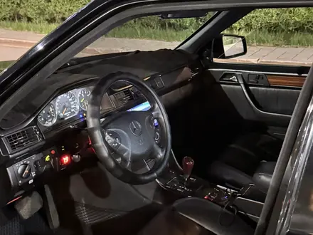 Mercedes-Benz E 320 1995 года за 2 600 000 тг. в Астана – фото 8