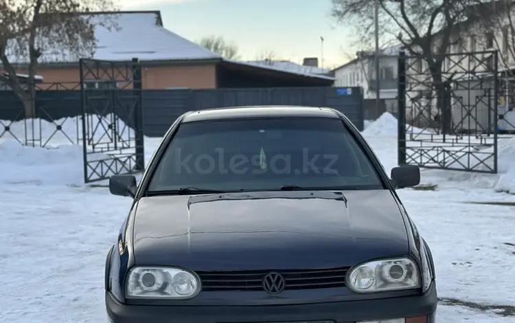 Volkswagen Golf 1993 годаfor1 800 000 тг. в Алматы