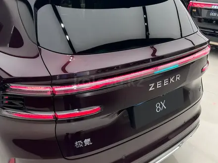 Zeekr 8x Ultra+ 2026 года за 43 000 000 тг. в Алматы – фото 8
