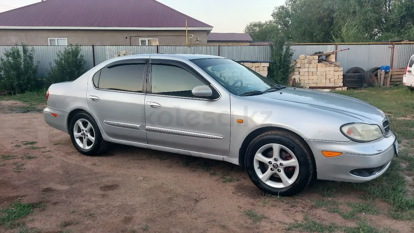 Nissan Maxima, 2000