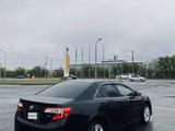 Toyota Camry 2012 года за 4 700 000 тг. в Уральск – фото 2