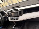 Toyota RAV4 2014 года за 8 000 000 тг. в Актобе – фото 2