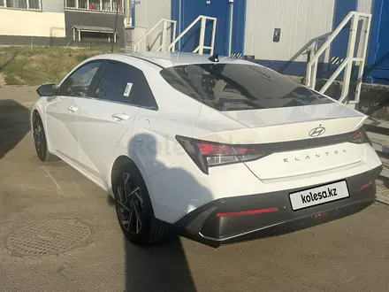 Hyundai Elantra 2023 года за 8 333 000 тг. в Алматы – фото 10