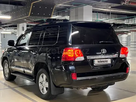 Toyota Land Cruiser 2013 года за 22 900 000 тг. в Астана – фото 3