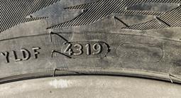 Комплект оригинальных дисков Skoda Oktavia A7 с резиной за 320 000 тг. в Алматы – фото 3