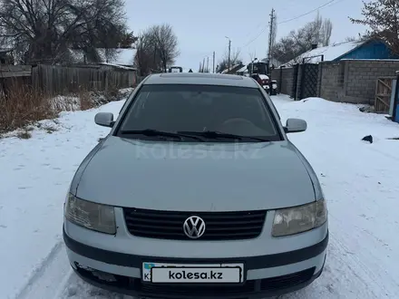 Volkswagen Passat 1999 года за 1 650 000 тг. в Шу – фото 25