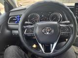 Toyota Camry 2021 годаfor16 800 000 тг. в Алматы – фото 2