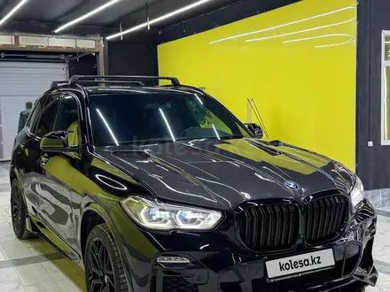 BMW X5 2021 года за 35 500 000 тг. в Астана