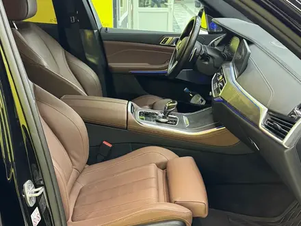 BMW X5 2021 года за 35 500 000 тг. в Астана – фото 10